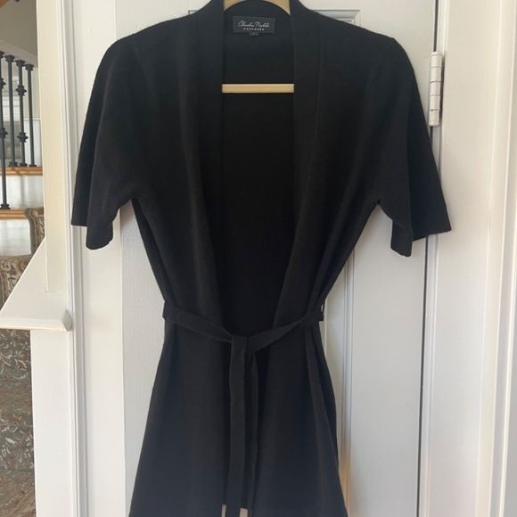Claudia Nichole Black Short Sleeved Cashmere Cardigan - Picture 3 of 4